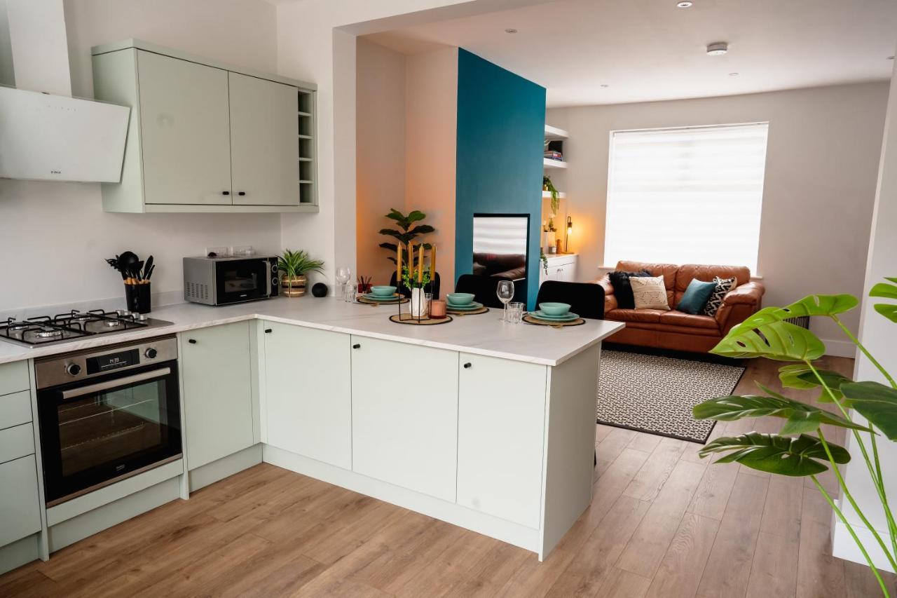 Sawley Cottage By Above Rubies - Modern, Stylish, 2 Bedroom House In Skipton Bagian luar foto